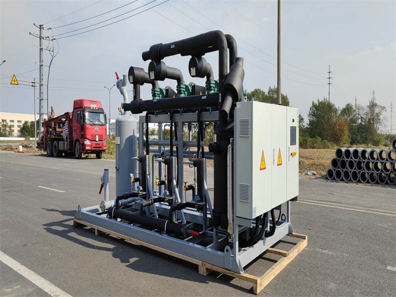 比泽尔螺杆并联机组